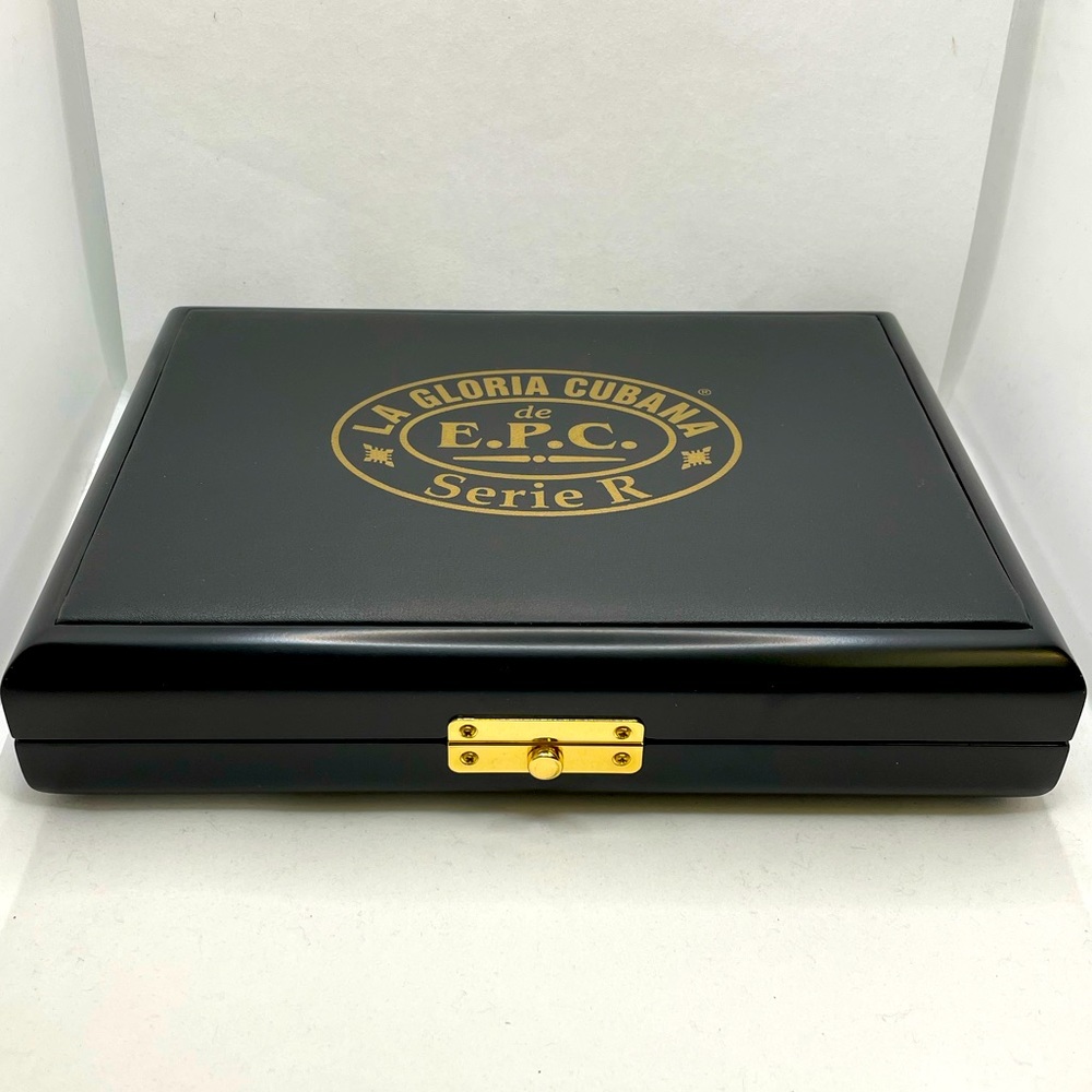 NIB La Gloria Cubana Humidor